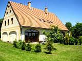 Twee objecten: camping, ruime (vakantie)huizen op grote percelen te koop, Tsjechi , regio Broumov.